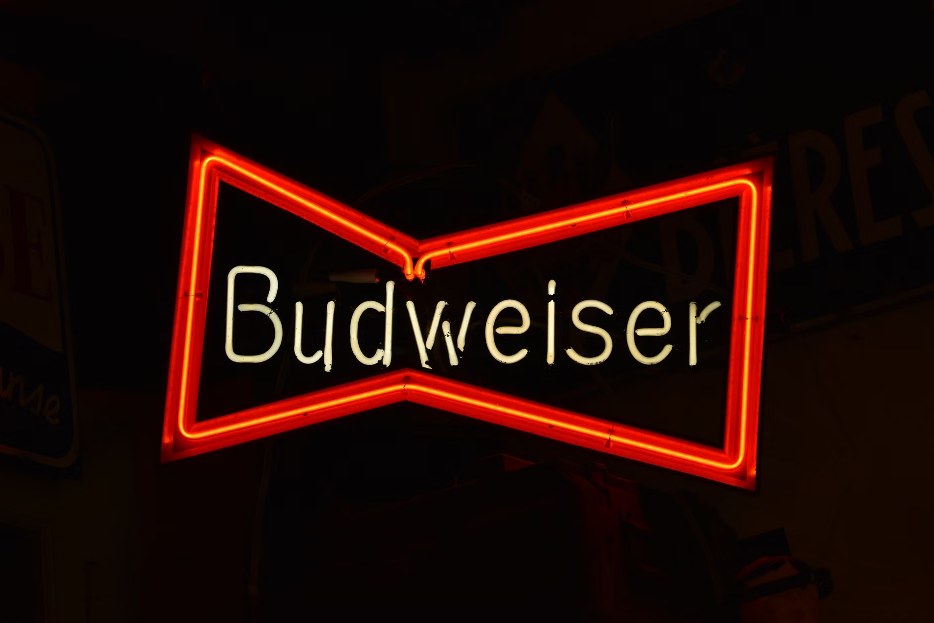 neon bar sign