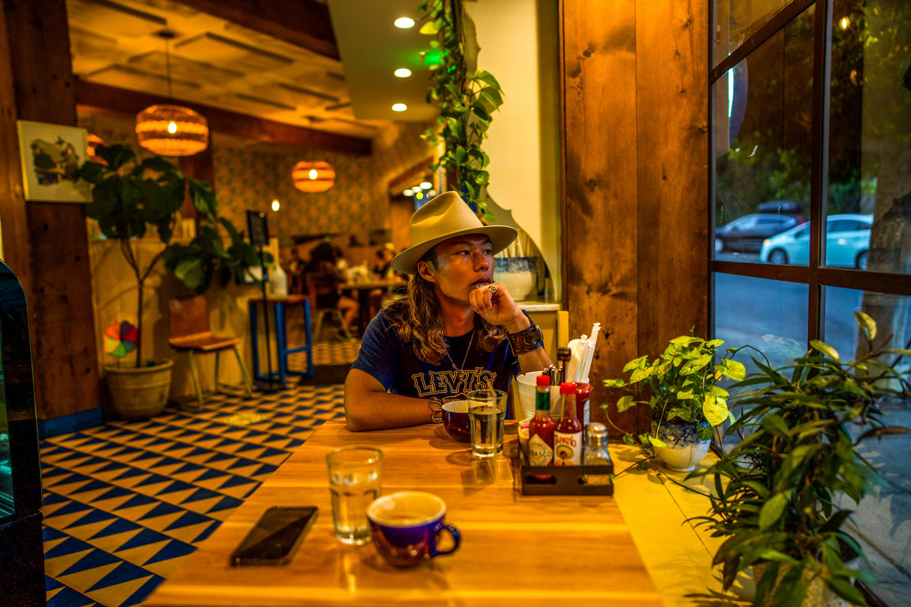 Plant-Based LA: A Beginner's Guide to Meatless Meals in the City of Angels