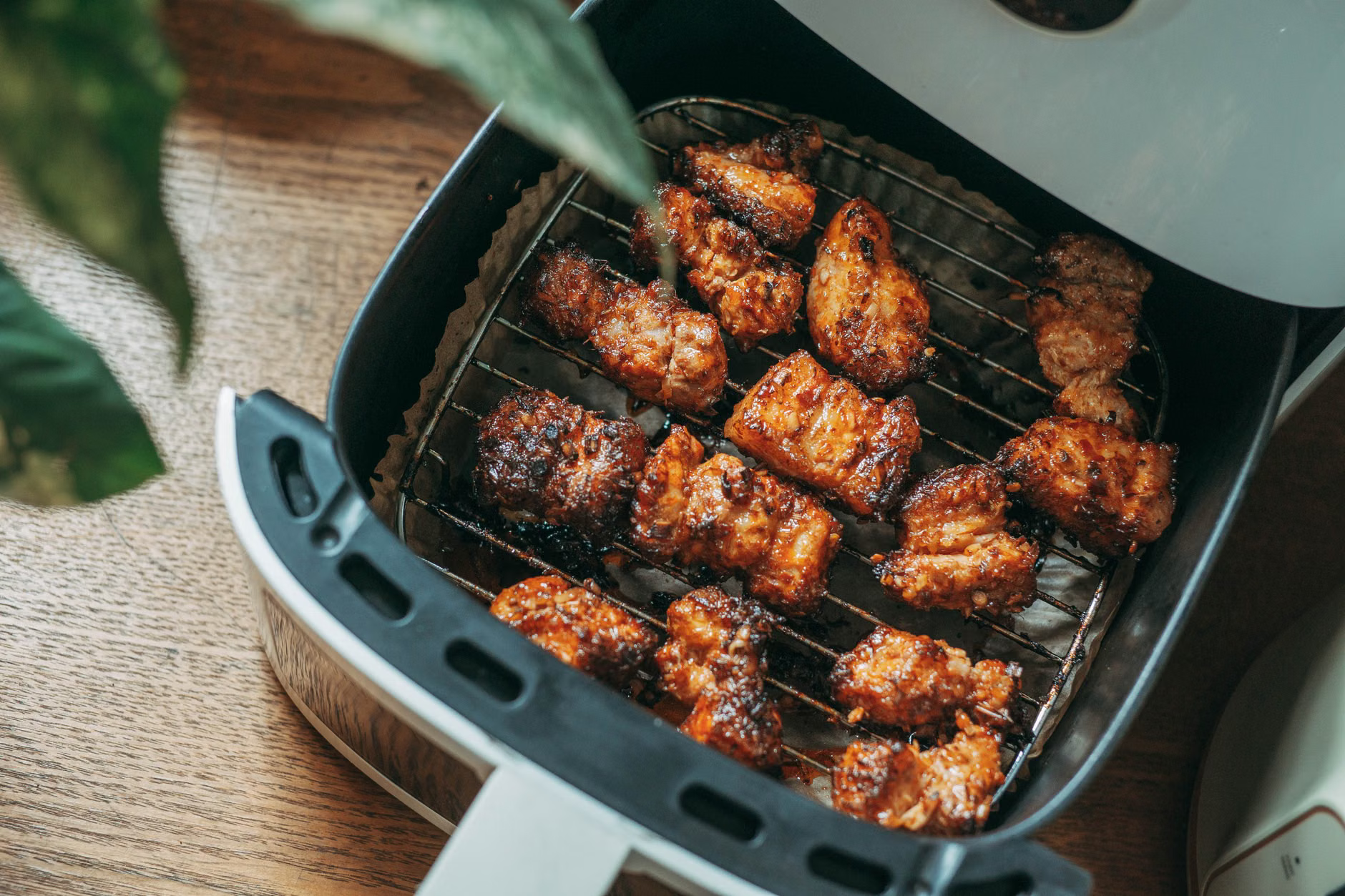 15-Minute Air Fryer Recipes: Quick LA Meals from Breakfast to Dessert