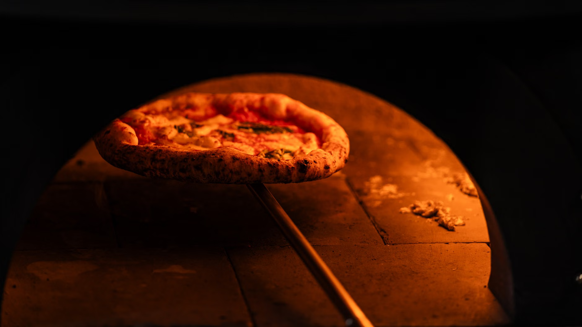 Neapolitan pizza oven